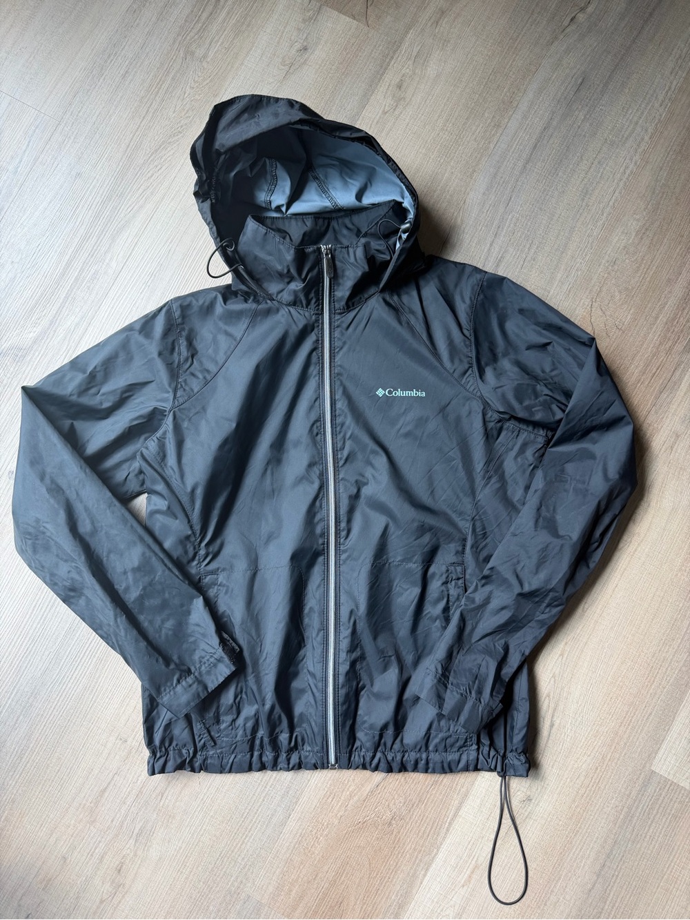 Columbia Women’s Black Hooded Lightweight Rain Jacket